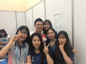 중국비즈니스학과 학생 2018창원세계사격선수권대회에서 자원봉사자로 활동